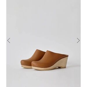No6 Store New School Clog on Wedge in Palomino
